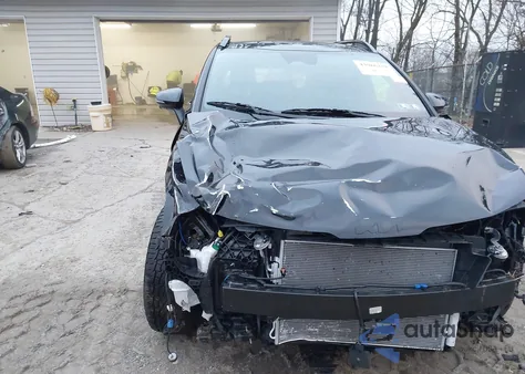 2025 Kia Sportage X-Pro Prestige z USA, uszkodzony, nr VIN 5XYK7CDF1SG280979